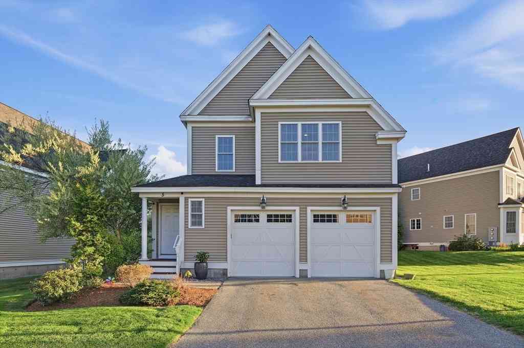 Homes For Sale - 5 Juniper Ridge #5<br/> Middlesex County, Ayer, MA 01432