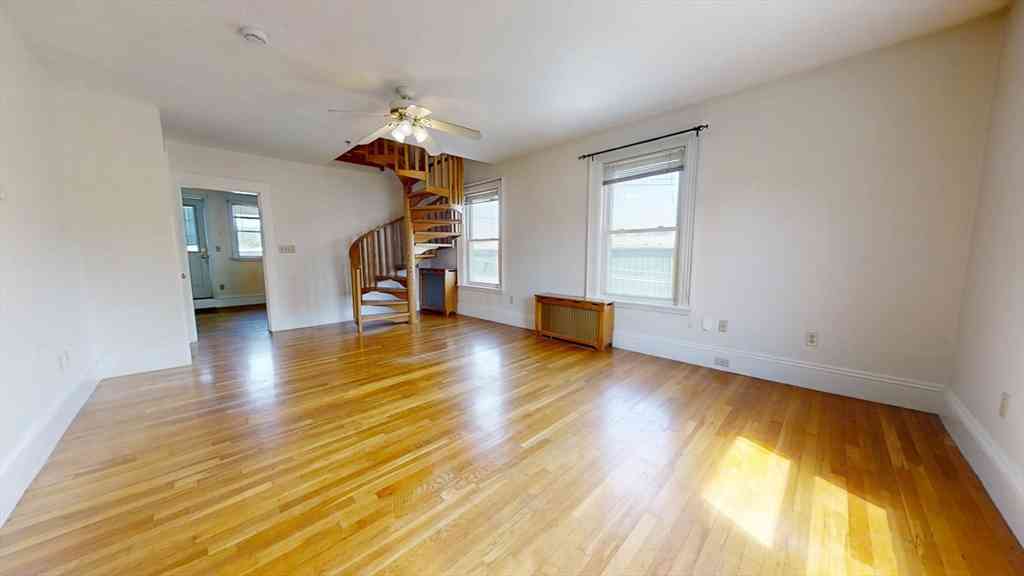 Apartment For Rent - 22 Summer Ave #3<br/> Waltham, MA 02452
