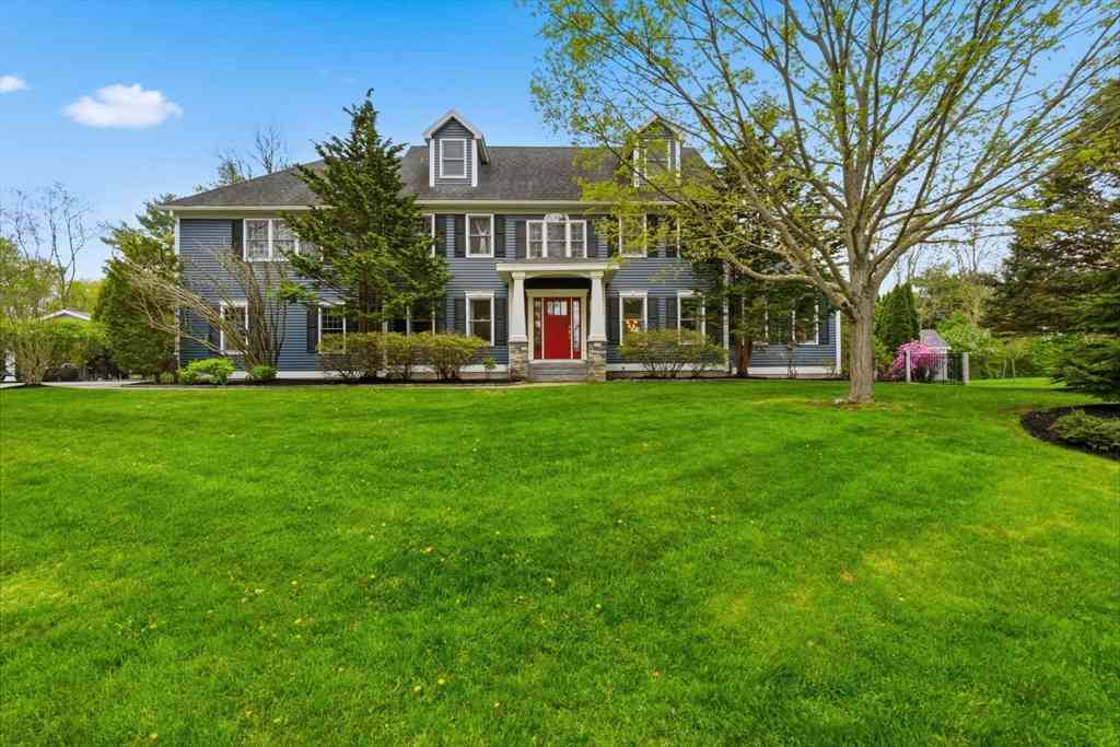 Homes For Sale - 10 Bartlett Drive<br/> Newburyport, MA 01950