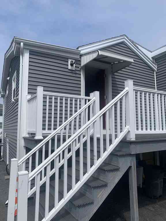 Apartment For Rent - 68 Shawmut St #2<br/> Revere, MA 02151