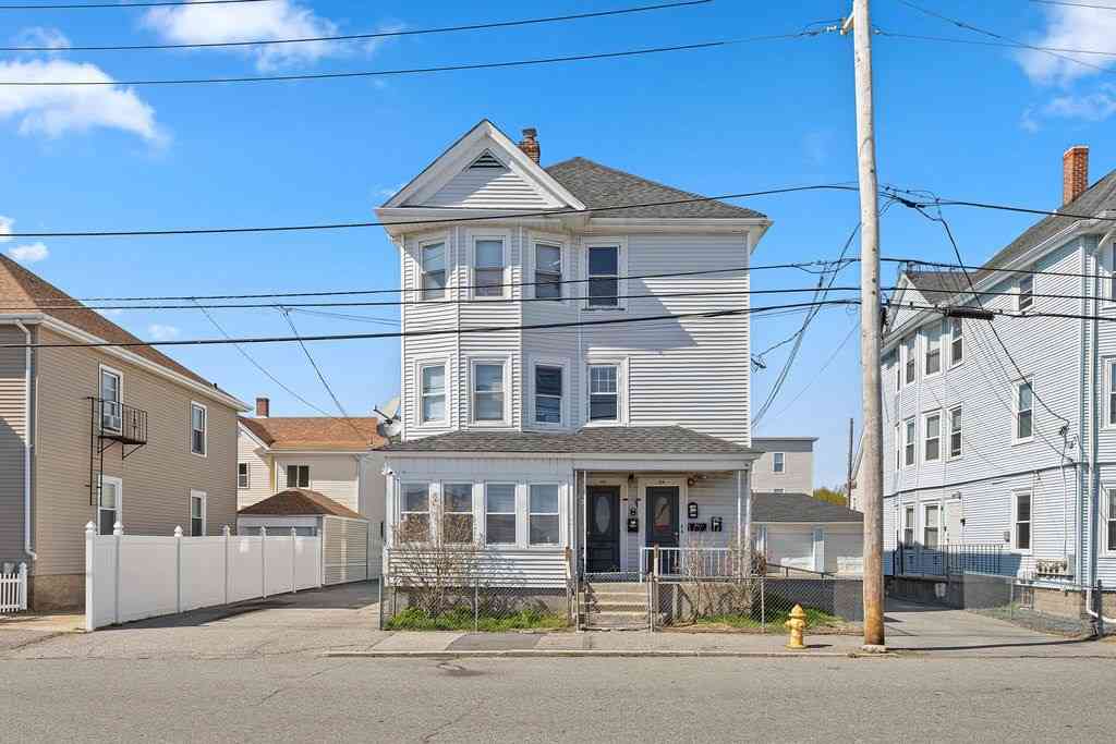 Homes For Rent - 82-84 Webster St<br/> Providence County, Pawtucket, RI 02861
