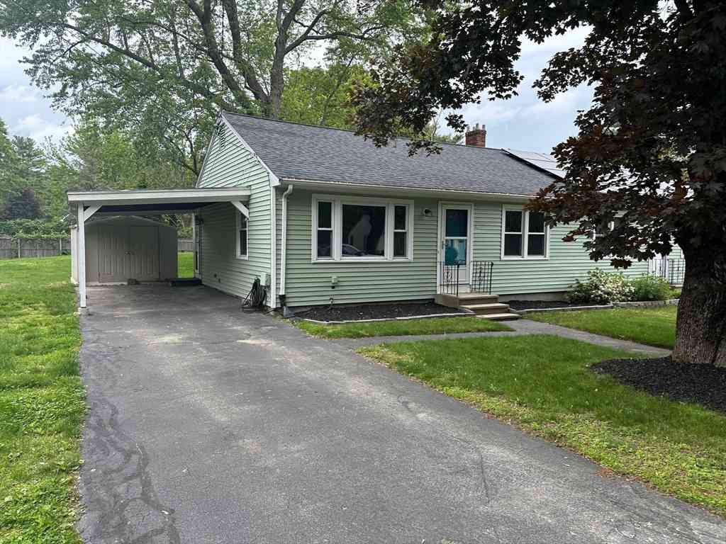Homes For Rent - 2 Hilltop Dr. #2<br/> Southborough, MA 01745