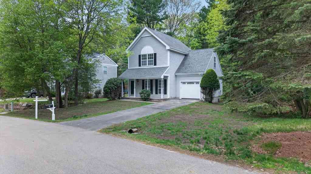 Homes For Sale - 9 Grover Ln<br/> Foxboro, MA 02035