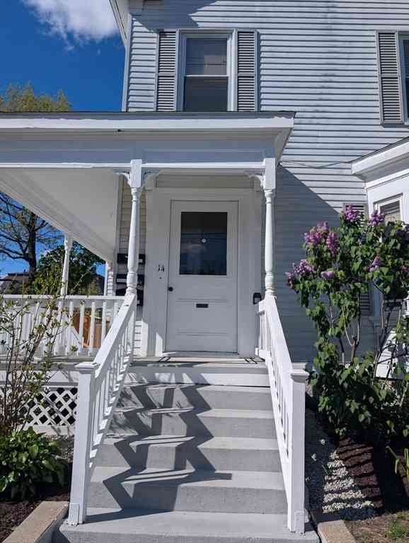 Apartment For Rent - 14 Wadsworth Ave #2<br/> Waltham, MA 02453