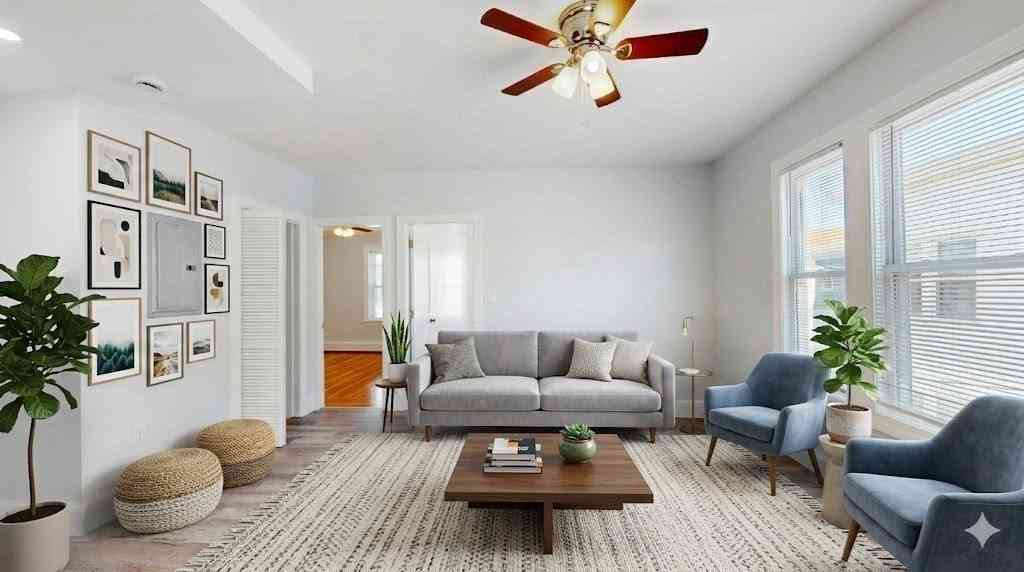 Apartment For Rent - 5A Ropes St #2<br/> Salem, MA 01970