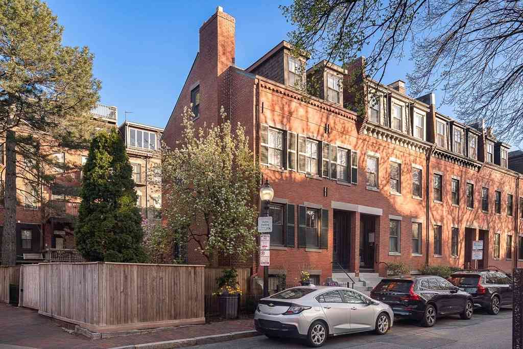 Homes For Sale - 8 Ringgold St<br/> Boston, MA 02118