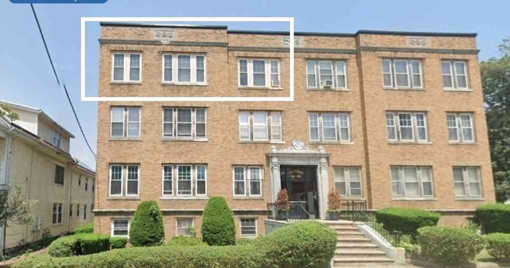 Condo For Sale - 84 Tudor Street #6<br/> Chelsea, MA 02150
