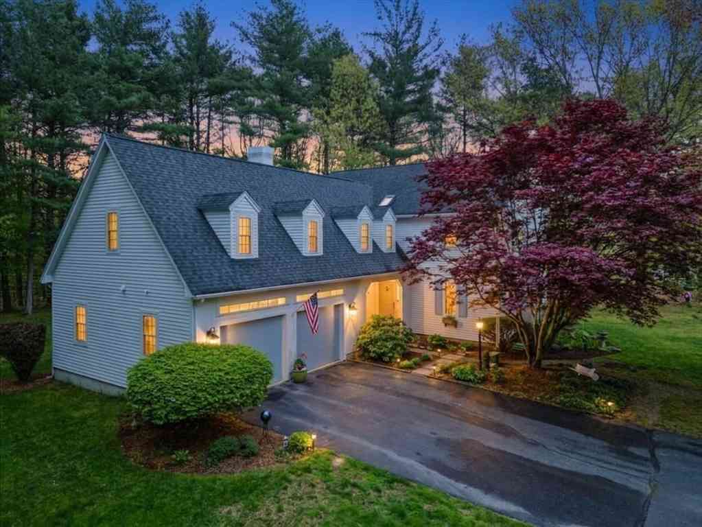 Homes For Sale - 6 New Pond Road<br/> Middlesex County, Groton, MA 01450