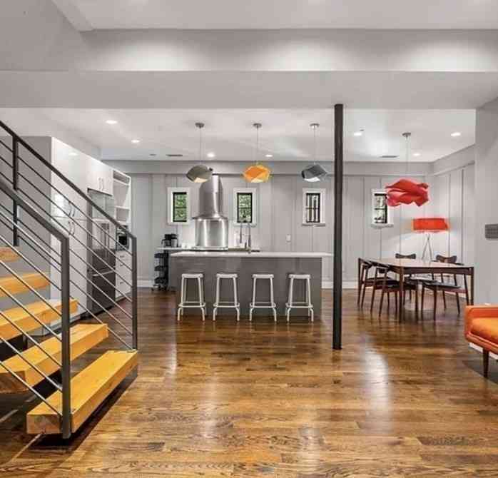 Homes For Rent - 653 E 3rd St<br/> Boston, MA 02127