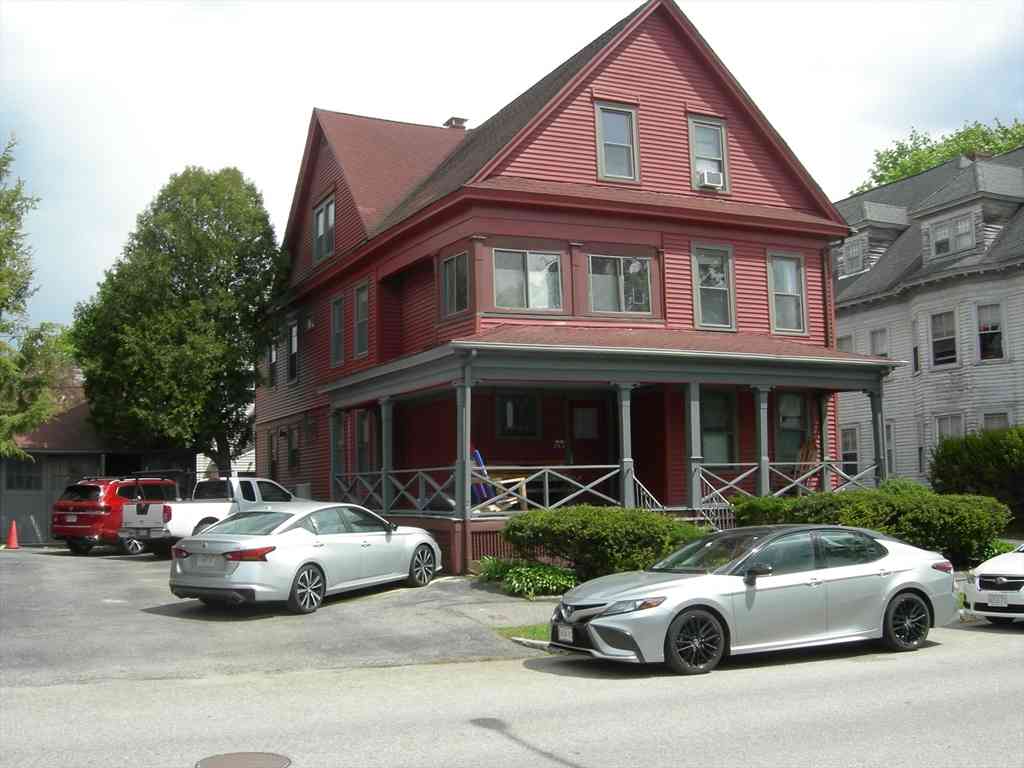 Homes For Rent - 64 Fruit St<br/> Worcester, MA 01609