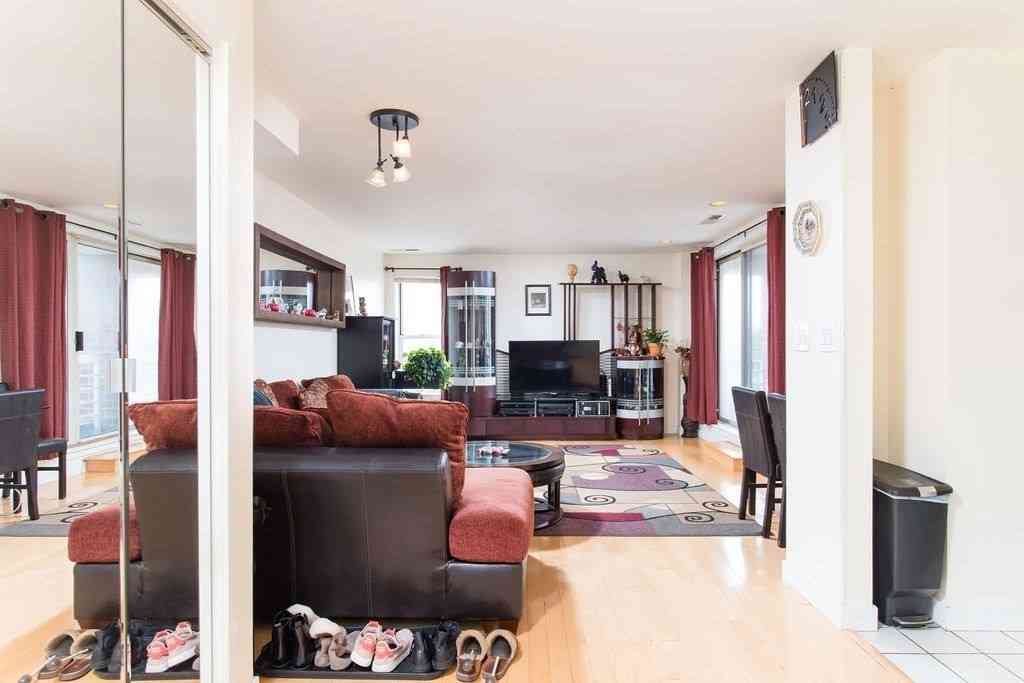 Condo For Rent - 20 Chestnut St #402<br/> Cambridge, MA 02139