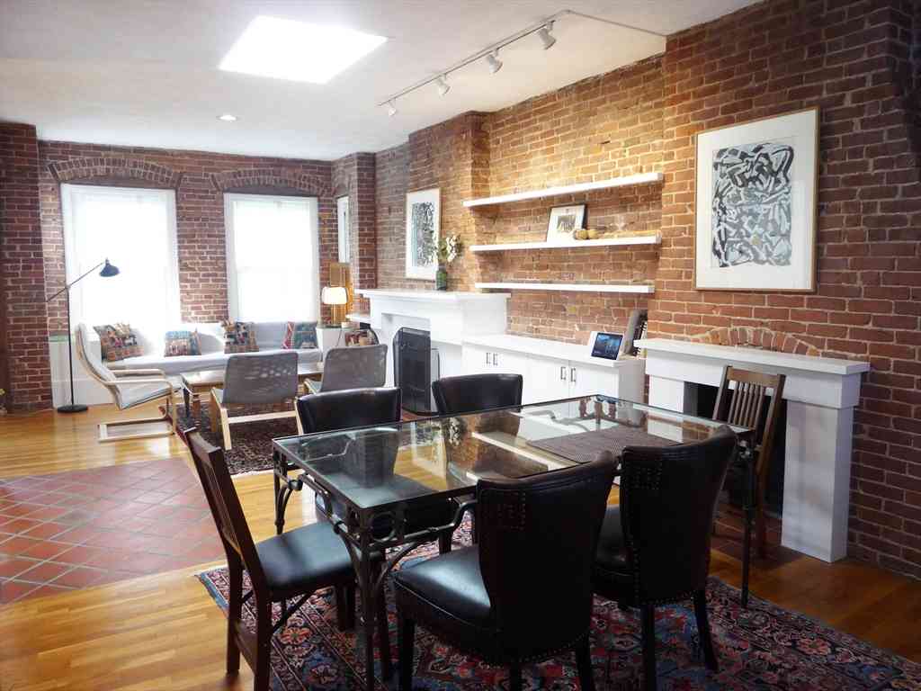 Condo For Rent - 56 Kirkland Street #5<br/> Cambridge, MA 02138