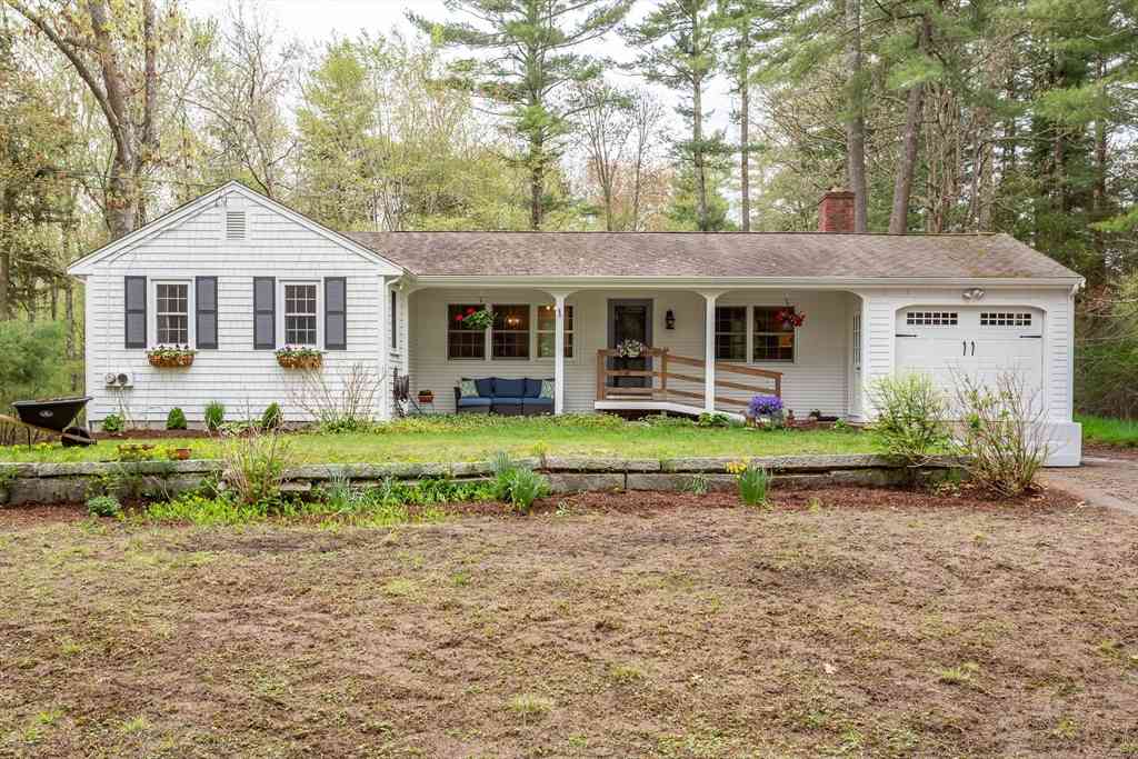 Homes For Sale - 31 Maple<br/> Plympton, MA 02367