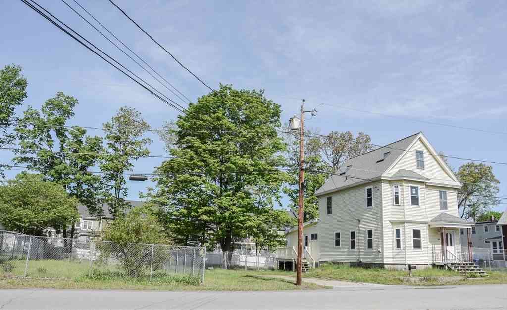 Homes For Sale - 103 Wightman St<br/> Middlesex County, Chelmsford, MA 01863