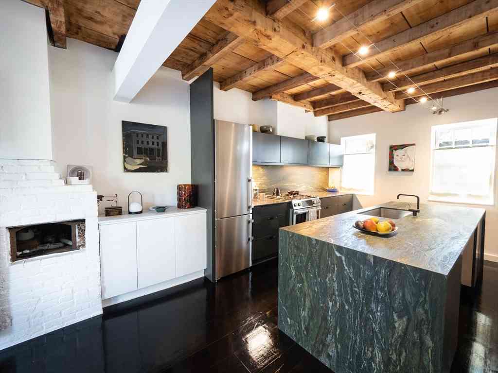 Homes For Rent - 214 Third Street<br/> Cambridge, MA 02141