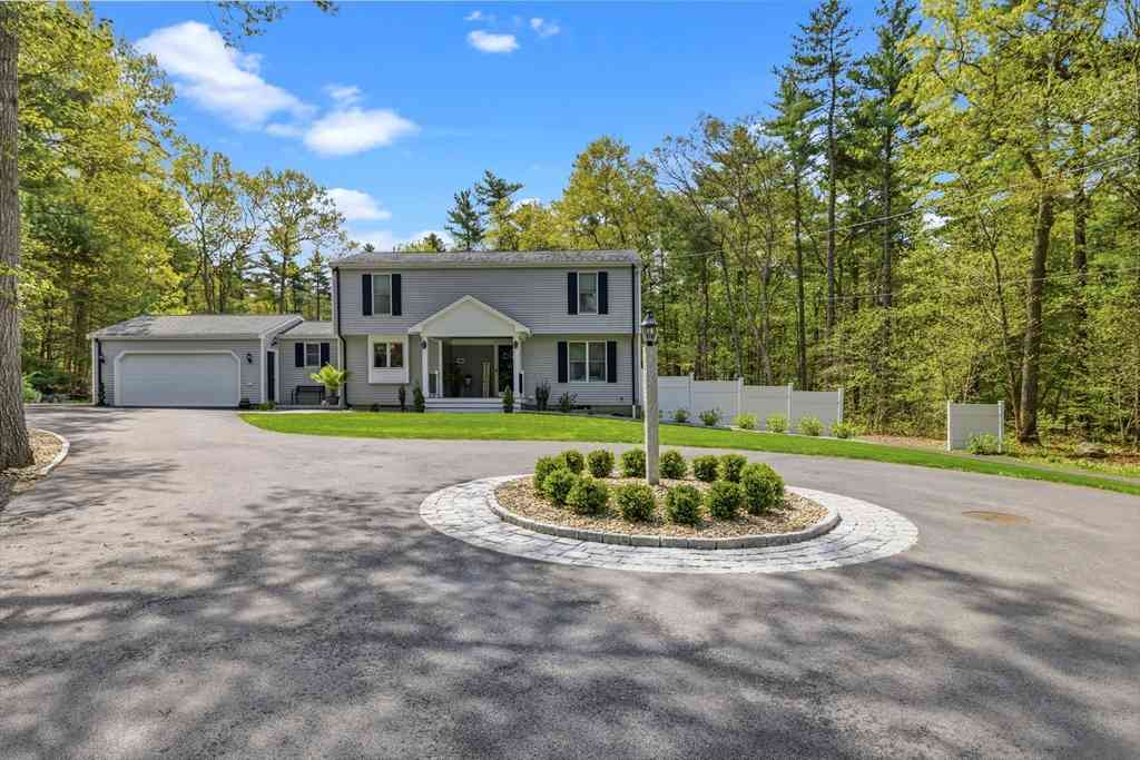 Homes For Sale - 61 Montgomery<br/> Plymouth County, Lakeville, MA 02347