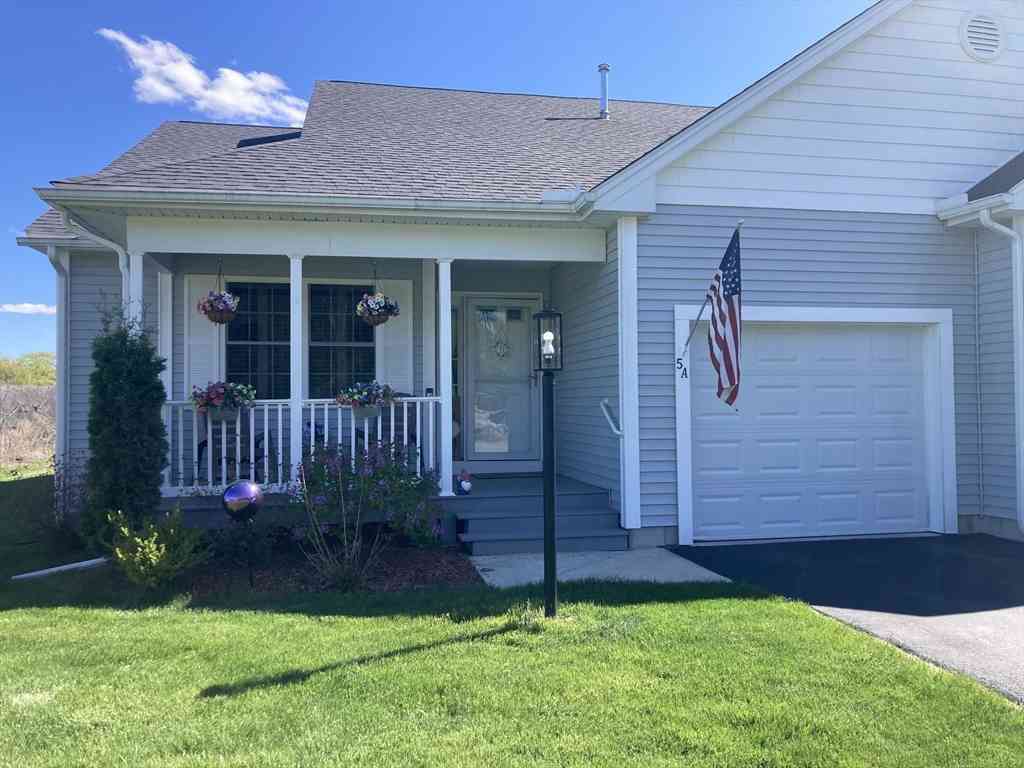 Condo For Sale - 5 Litchfield Ln #5A<br/> Webster, MA 01570