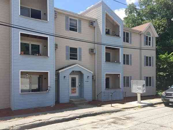 Condo For Rent - 7 Gibbs St #7<br/> Worcester, MA 01607