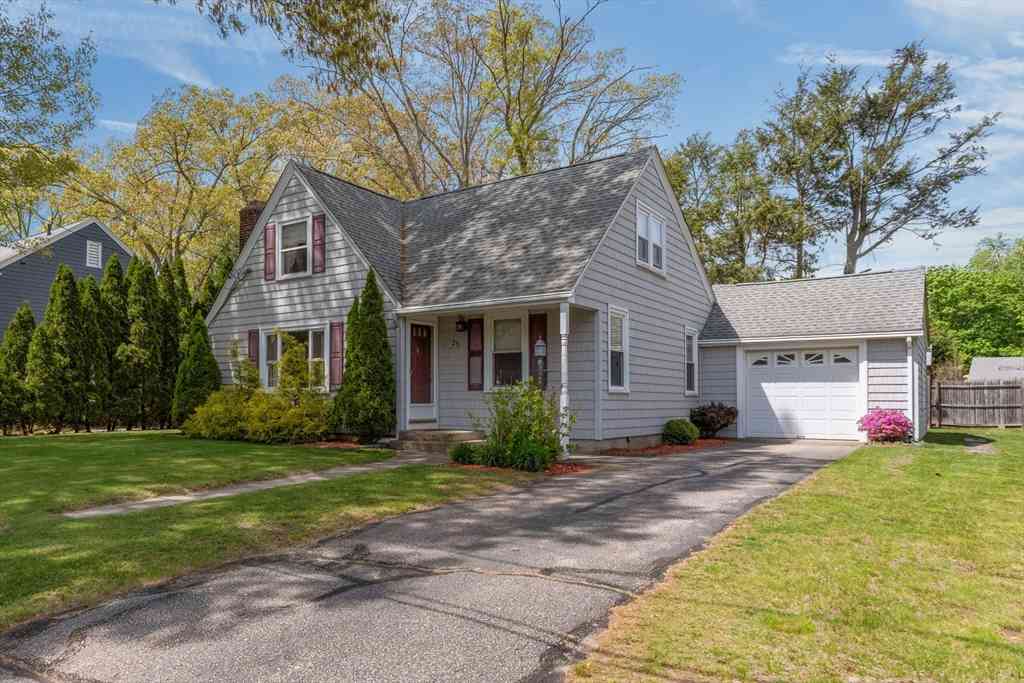 Homes For Sale - 25 Tullson Ave<br/> Seekonk, MA 02771