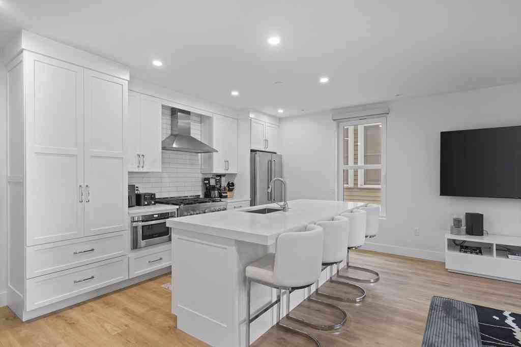 Homes For Rent - 326 W Broadway #6<br/> Boston, MA 02127
