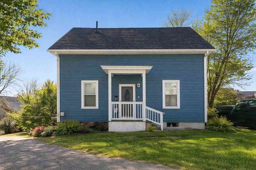 Homes For Sale - 5 Ripley Place<br/> Worcester County, Worcester, MA 01610