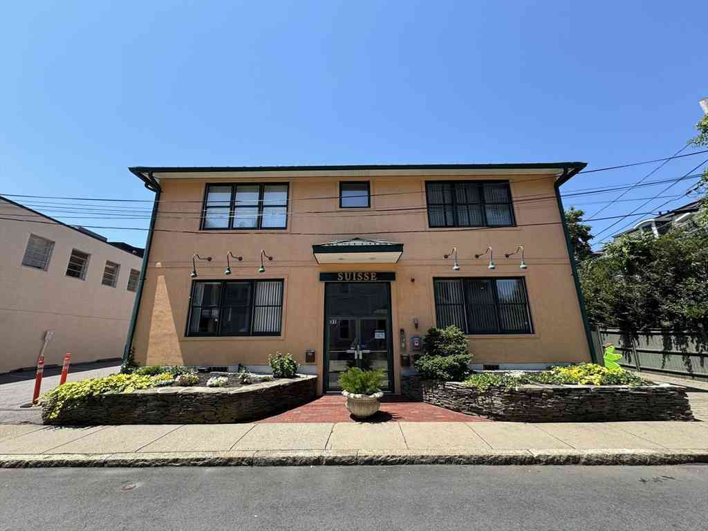 Apartment For Rent - 31 Channing St #1<br/> Newton, MA 02458