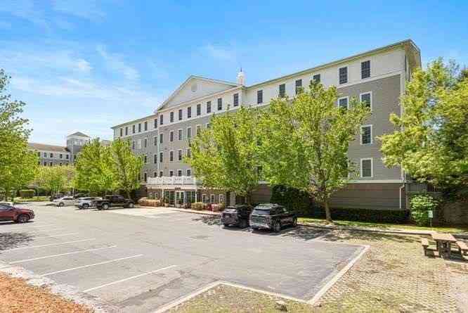 Condo For Sale - 10 Crowninshield St #106<br/> Essex County, Peabody, MA 01960