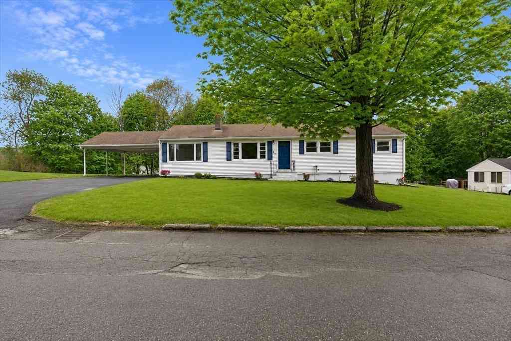 Homes For Sale - 27 Mary Lou St<br/> Methuen, MA 01844