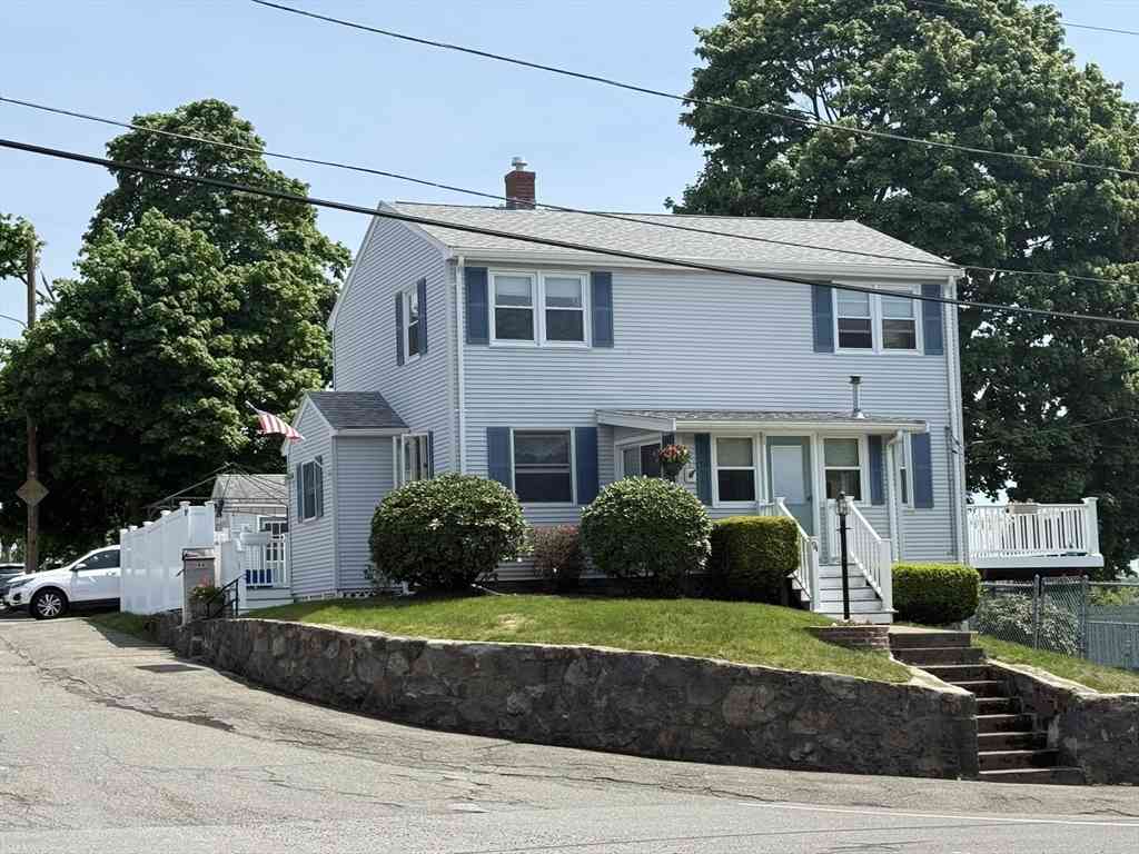 Homes For Sale - 94 Kernwood Ave<br/> Beverly, MA 01915