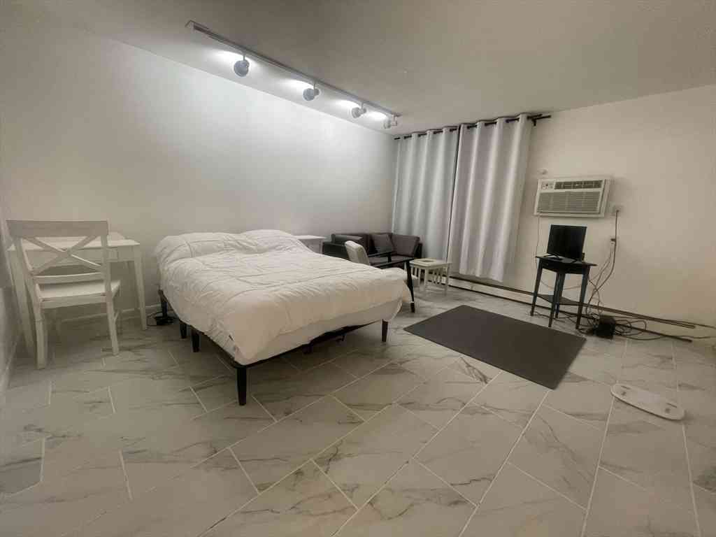 Condo For Rent - 195 Independence Ave #111<br/> Quincy, MA 02169