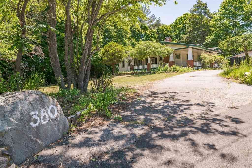 Homes For Sale - 380 Albion<br/> Wakefield, MA 01880
