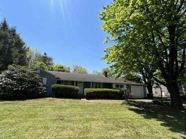 Homes For Sale - 3055 Pine St<br/> Palmer, MA 01069