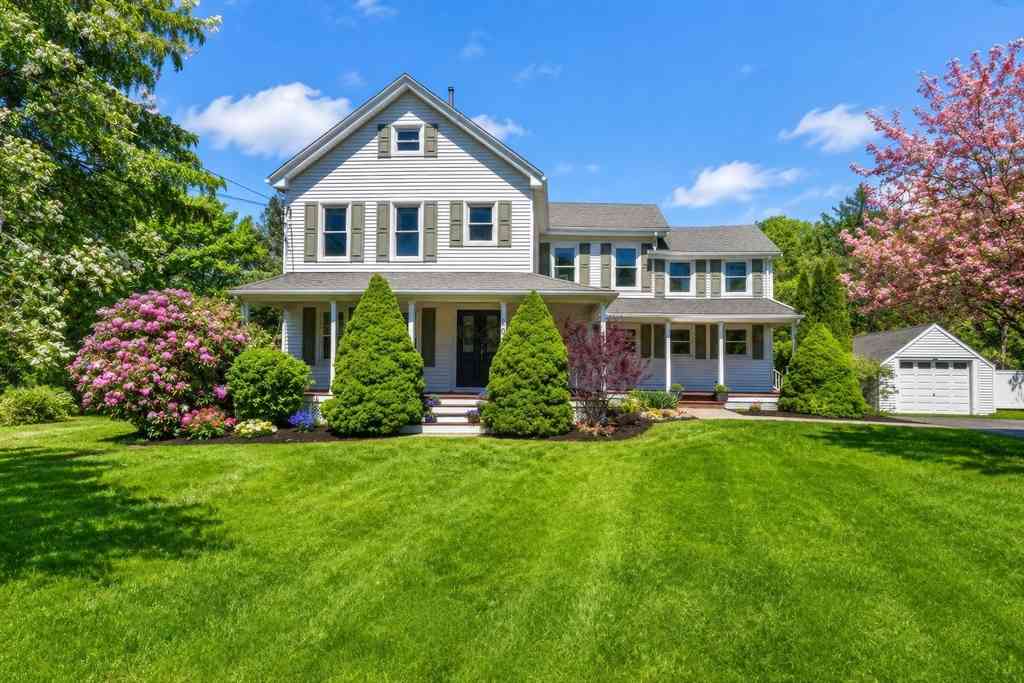 Homes For Sale - 20 Pine Street<br/> Middlesex County, Natick, MA 01760