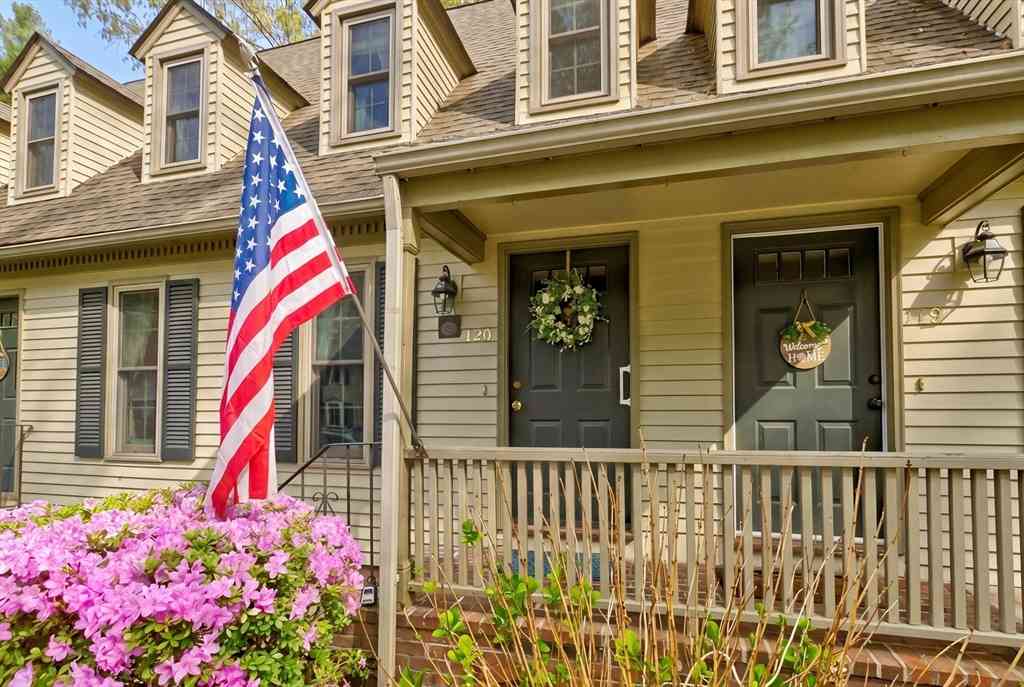 Condo For Sale - 120 Wellman Ave #120<br/> Chelmsford, MA 01863