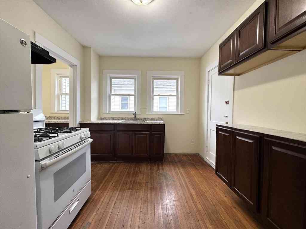 Apartment For Rent - 20 Dunster Rd #2<br/> Everett, MA 02149