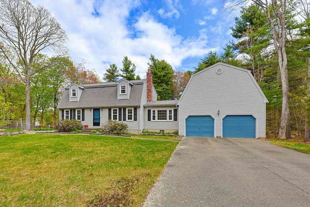 Homes For Sale - 606 Washington St<br/> Norfolk County, Franklin, MA 02038