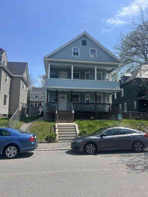 Multifamily For Rent - 62 Huntington St<br/> Lowell, MA 01852