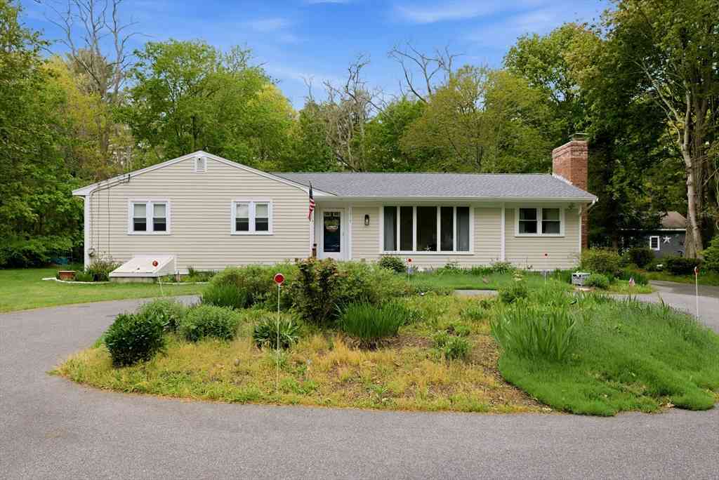 Homes For Sale - 1519 Santuit Newtown Rd<br/> Barnstable, MA 02635