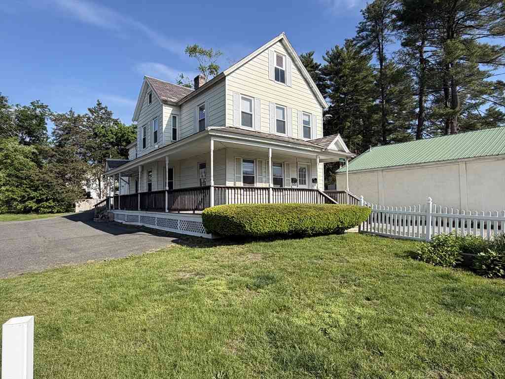 Multifamily For Rent - 346 Federal St<br/> Franklin County, Greenfield, MA 01301
