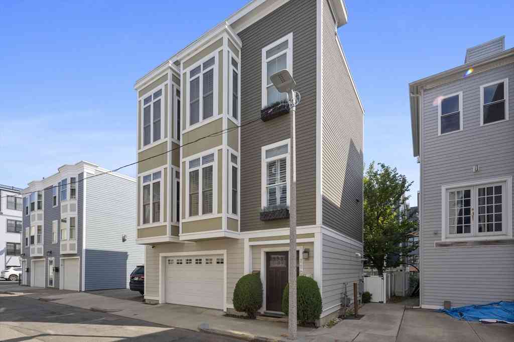 Homes For Rent - 110 Bolton St #SF<br/> Boston, MA 02127