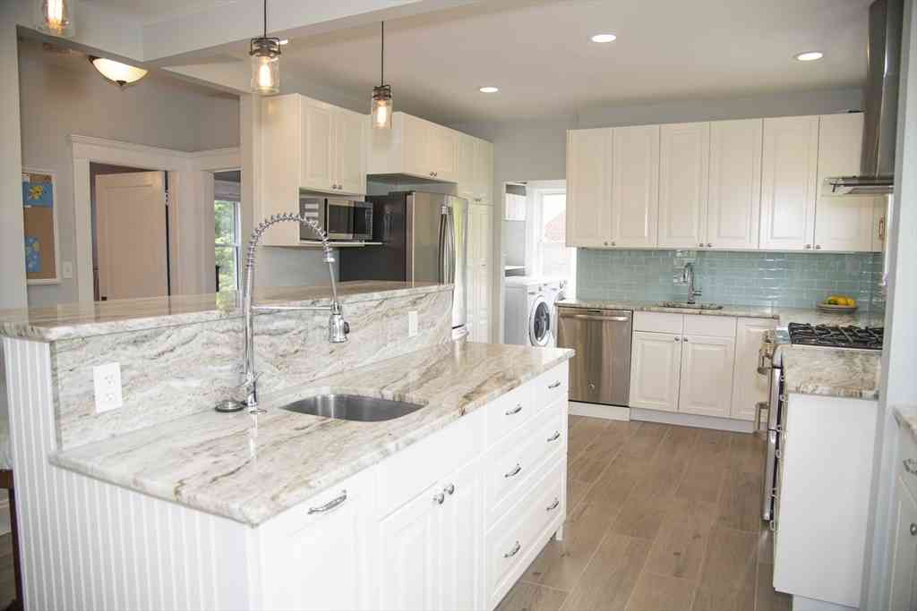 Apartment For Rent - 3 Chester Rd #3<br/> Belmont, MA 02478