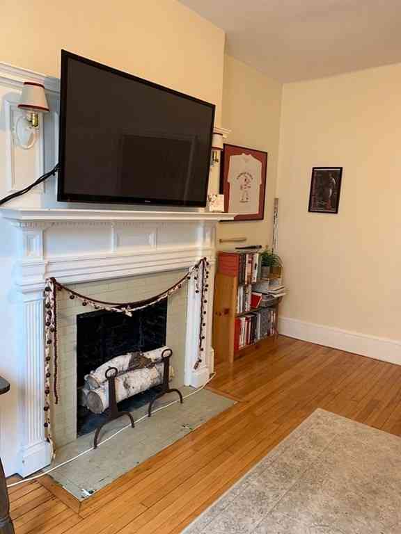 Condo For Rent - 16 Royce #5<br/> Boston, MA 01234