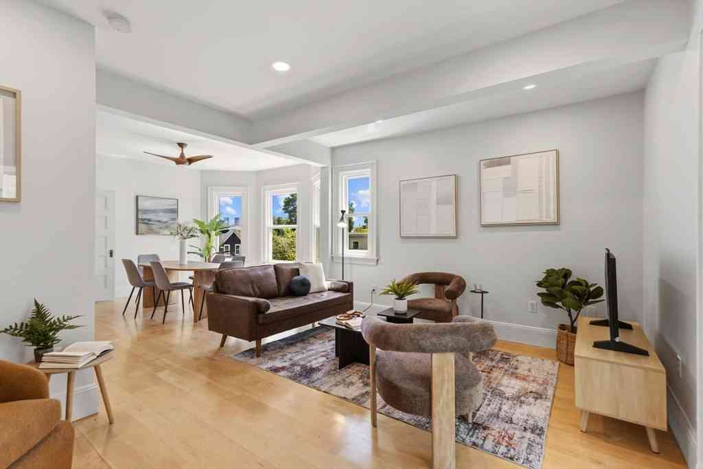 Condo For Sale - 40 School St #3<br/> Somerville, MA 02143