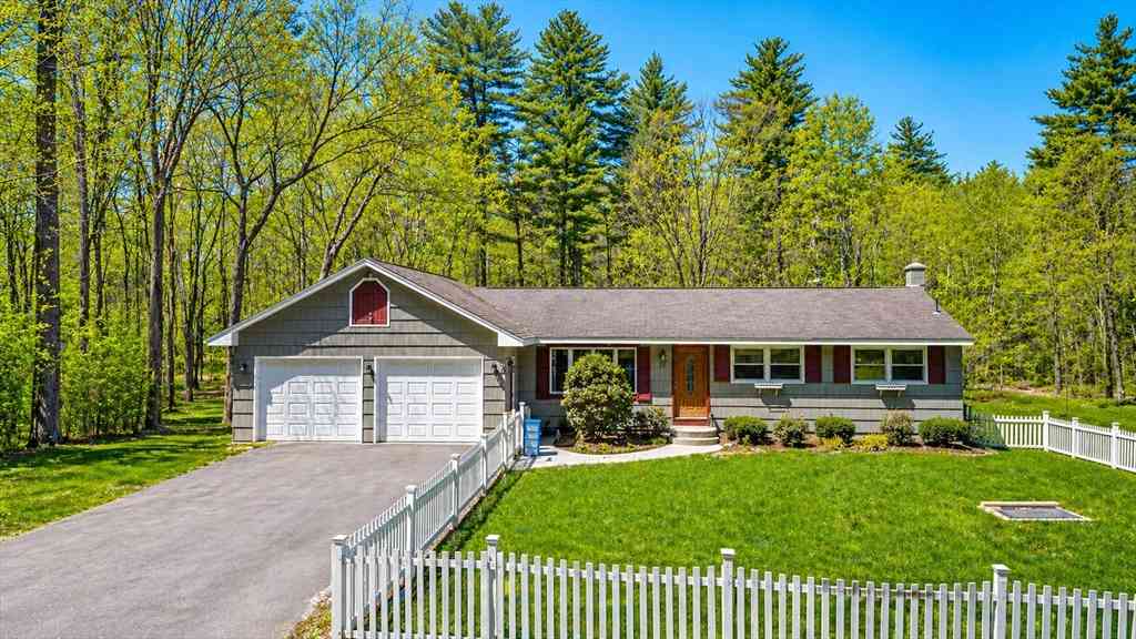 Homes For Sale - 37 Harris Street<br/> Granby, MA 01033