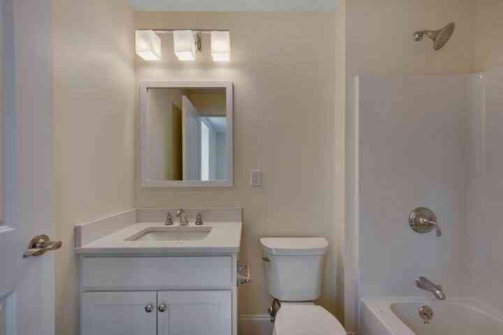 Condo For Rent - 57 Russell Street #3B<br/> Woburn, MA 01801