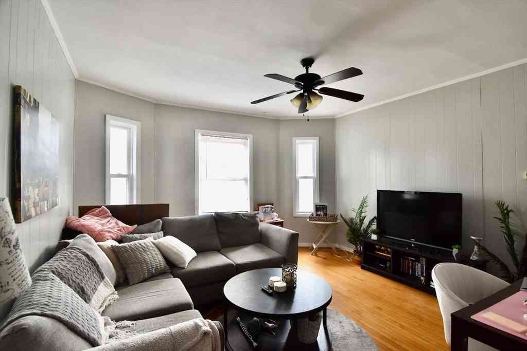 Homes For Rent - 66 French St #2<br/> Quincy, MA 02171