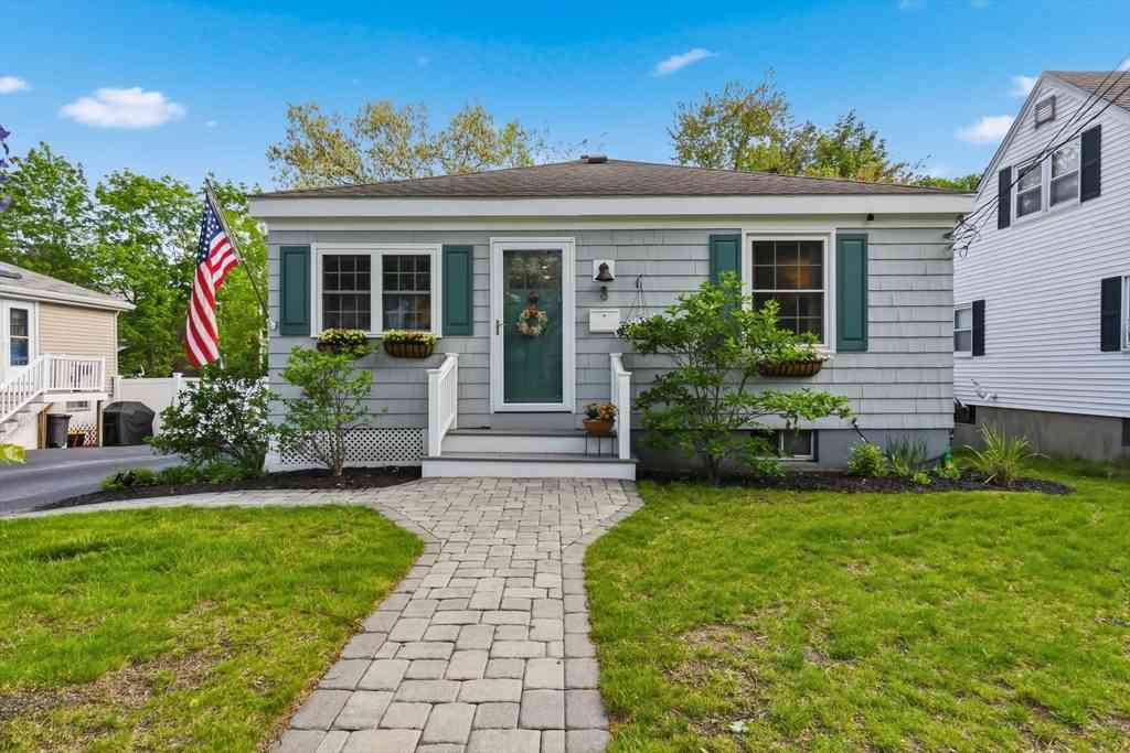 Homes For Sale - 8 Holding Street<br/> Beverly, MA 01915