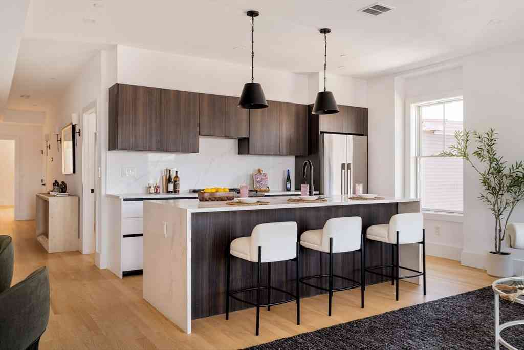 Condo For Sale - 30-32 Condor St #6<br/> Boston, MA 02128