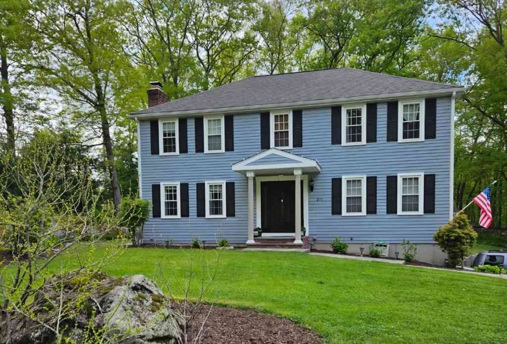 Homes For Sale - 271 Cliff Drive<br/> North Attleboro, MA 02760