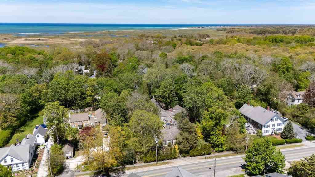 Multifamily For Rent - 162 Route 6a<br/> Barnstable County, Yarmouth, MA 02675